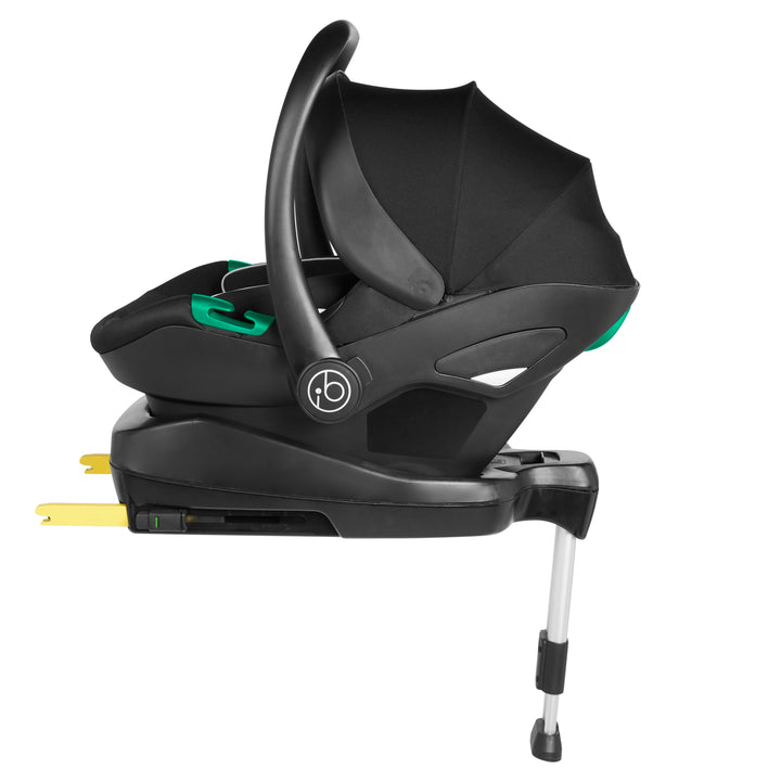 Comet All In One Travel System With Stratus Car Seat and Isofix base- Ex Display