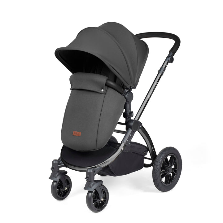 Stomp Luxe All In One Travel System with Stratus i-Size Car Seat & Base - As Good As New